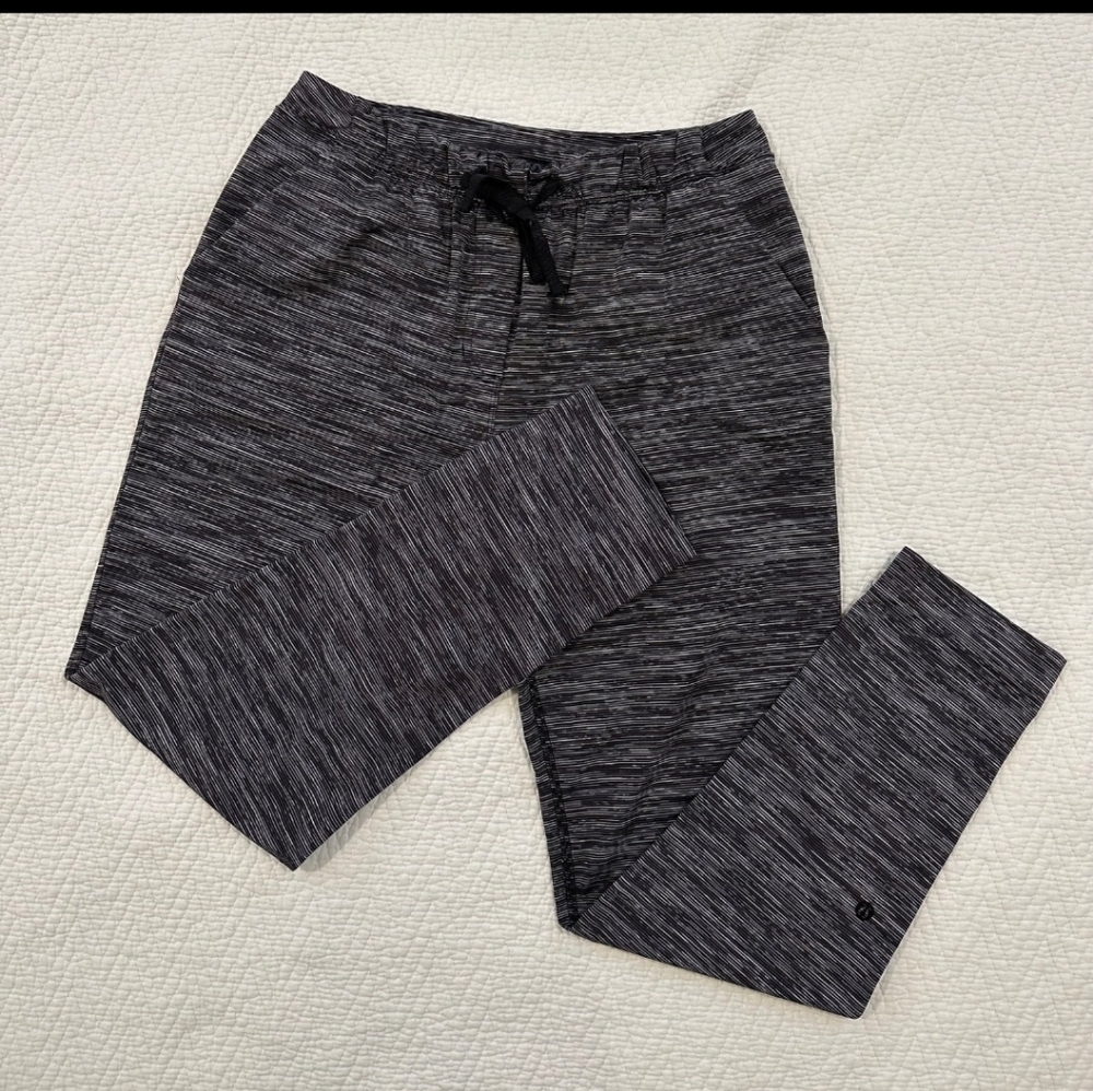 Lululemon joggers